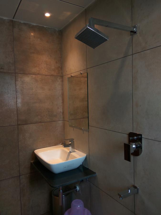 Manasi Inn Satara Ngoại thất bức ảnh